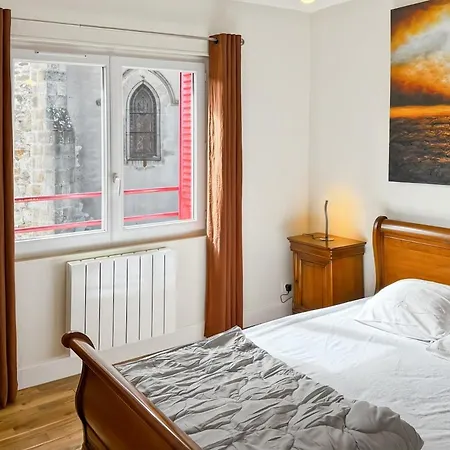 Holiday home Vallee De La Jordanne, Maison Cosy 6pers, Terrasse Mandailles-Saint-Julien