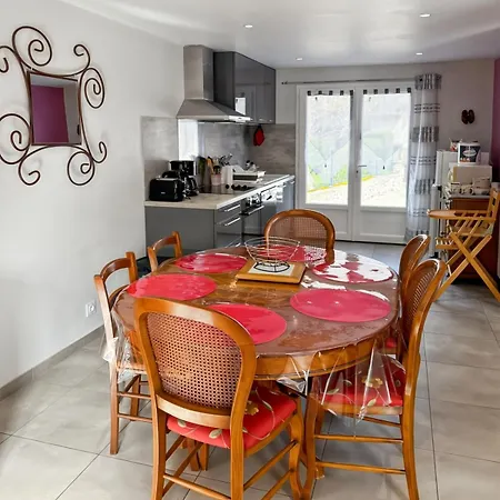 Vallee De La Jordanne, Maison Cosy 6pers, Terrasse Holiday home